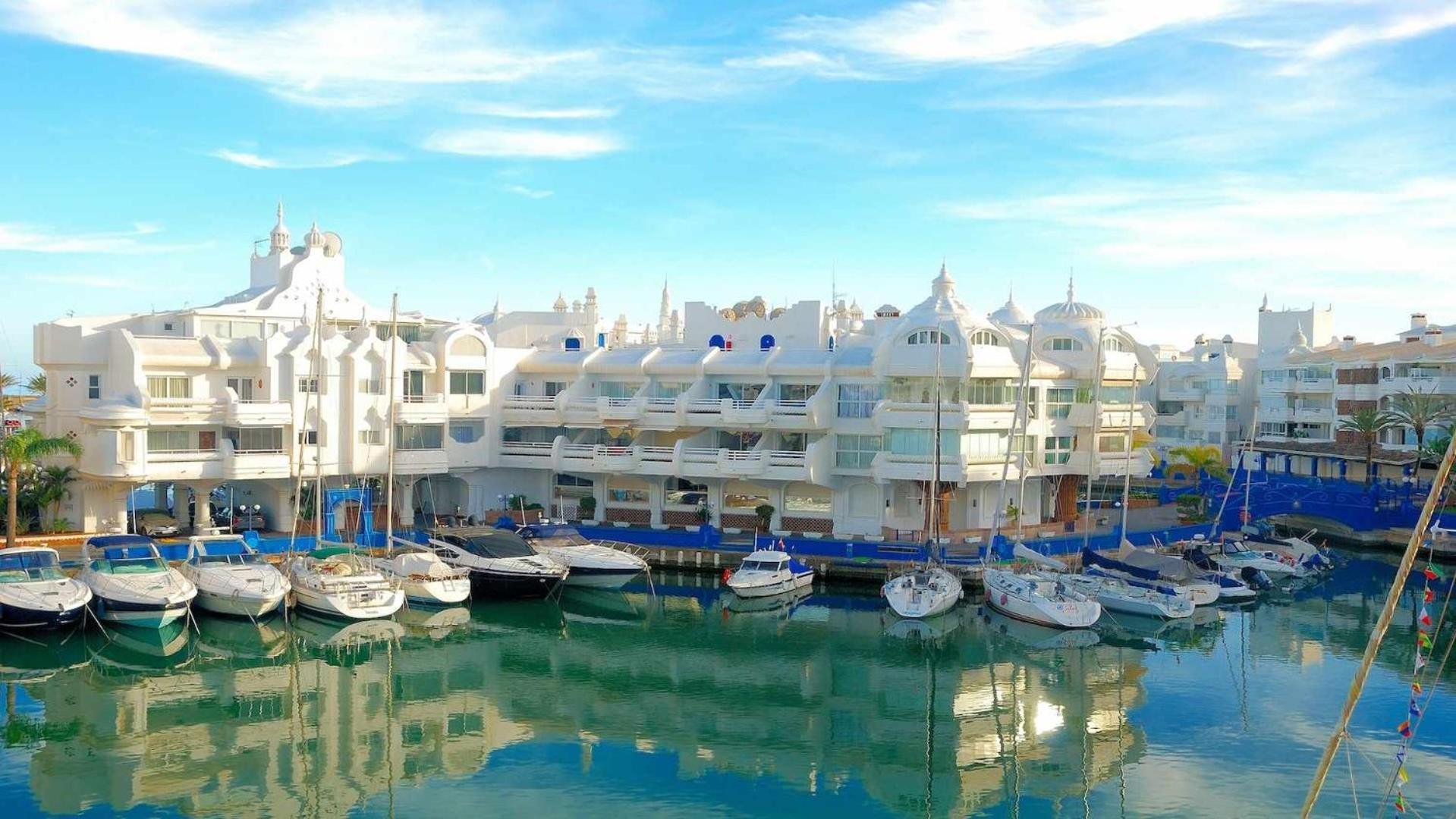 Agata & Parking Apartment Benalmadena Exterior photo