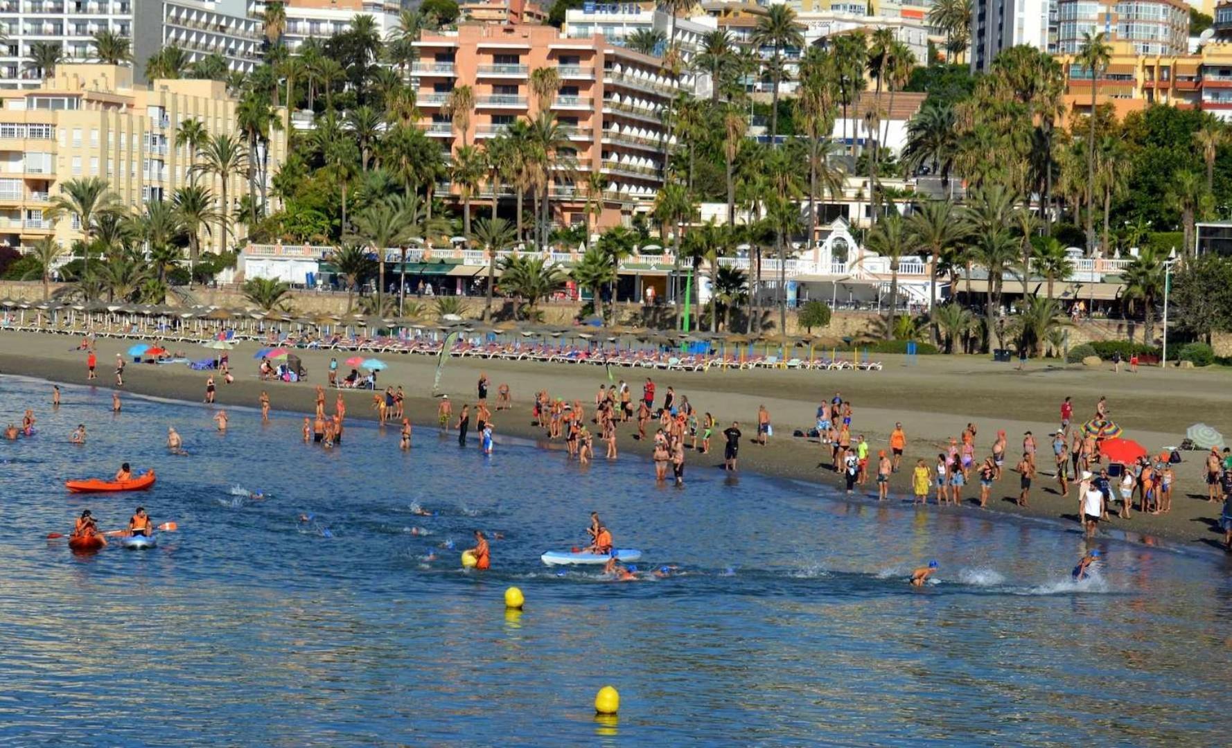Agata & Parking Apartment Benalmadena Exterior photo
